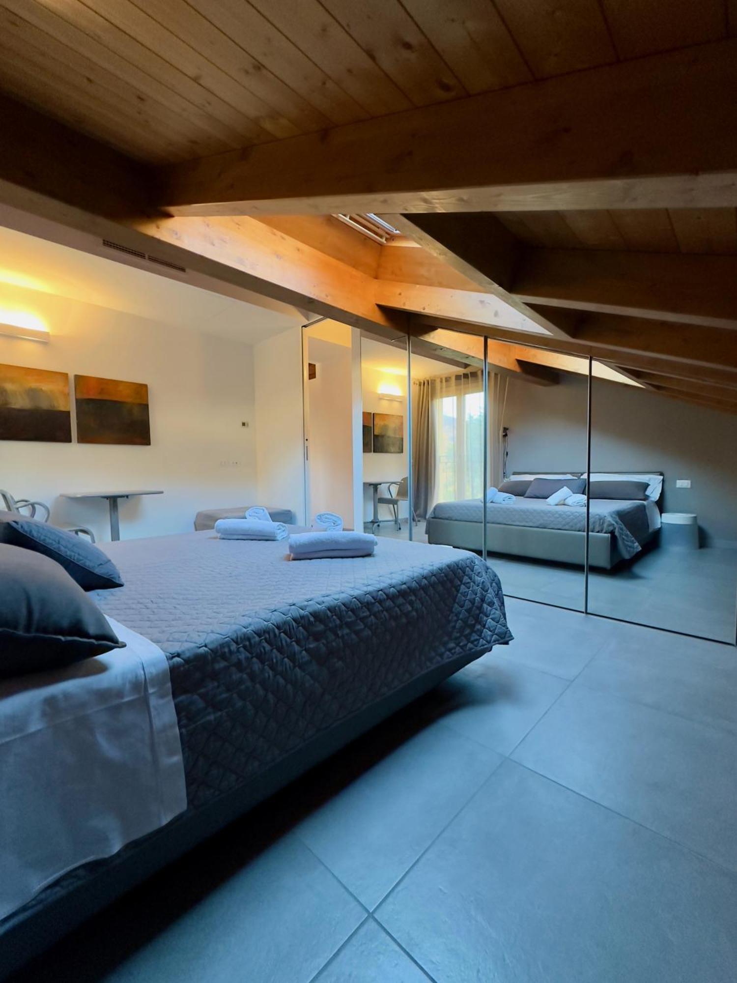 Residence Matilde Oliveto Lario Exteriör bild
