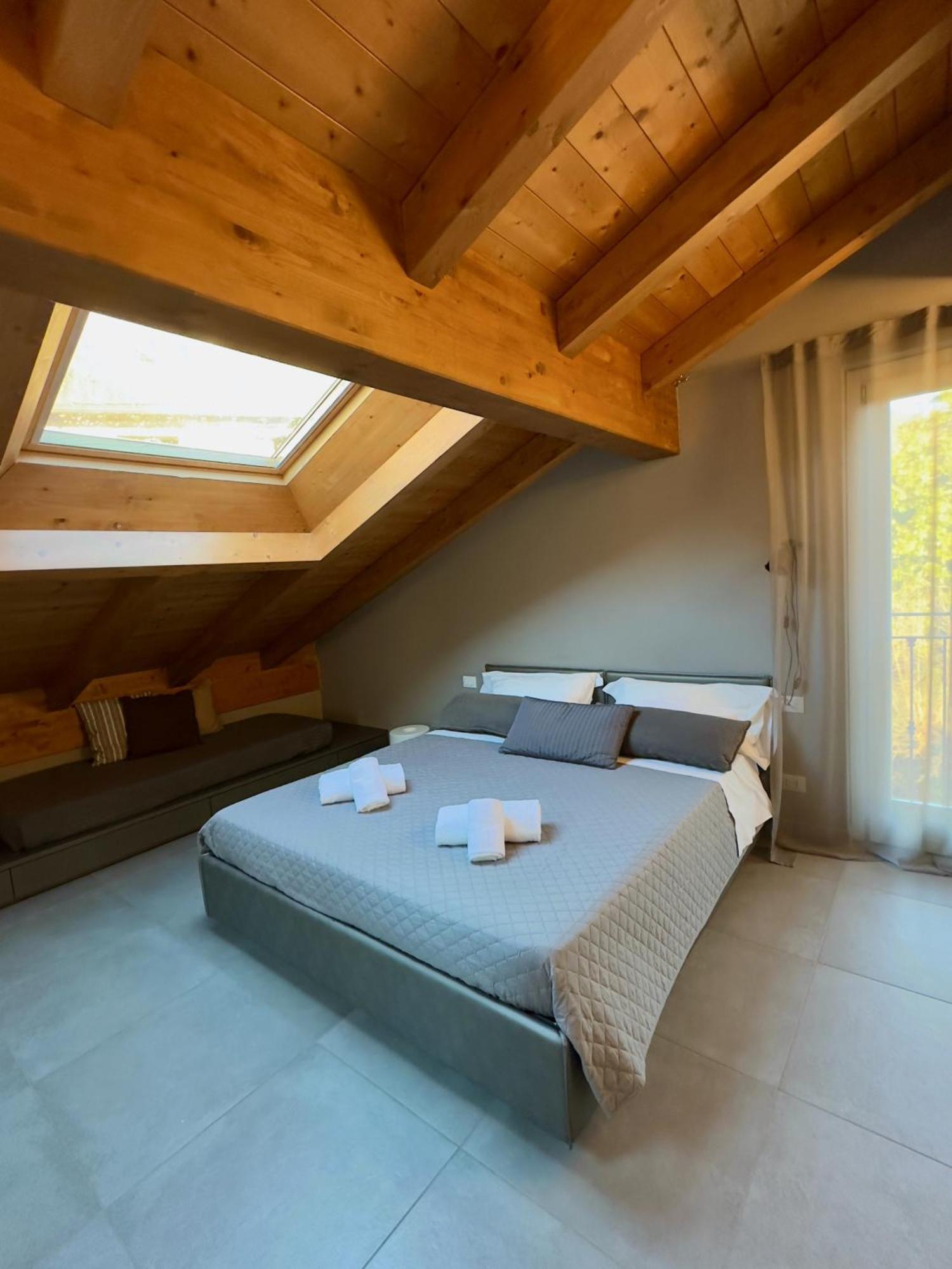 Residence Matilde Oliveto Lario Exteriör bild